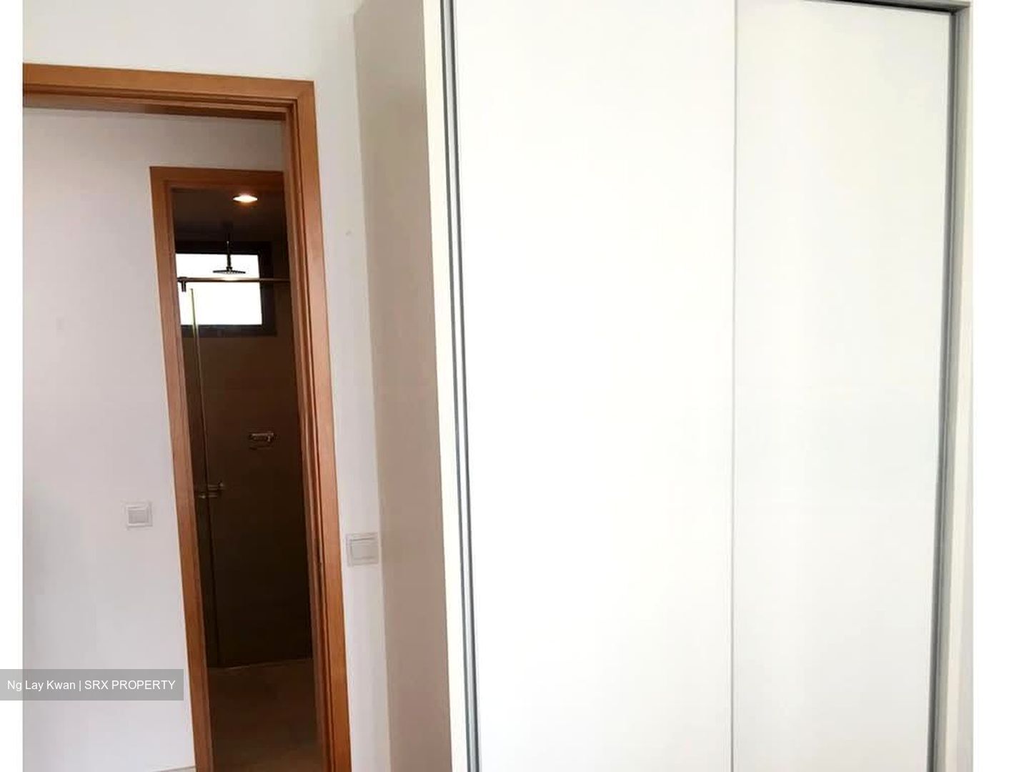 Centro Residences (D20), Condominium #570655831